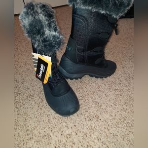 Nwt Kamik 10 Momentum Boots